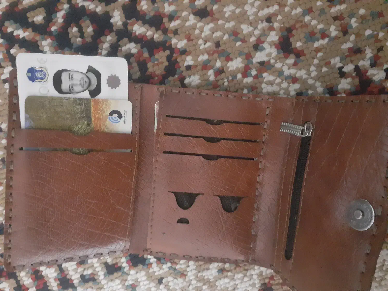 مدارک پیدا شده|اشیا|کرج, شهرک شیخ سعدی|دیوار