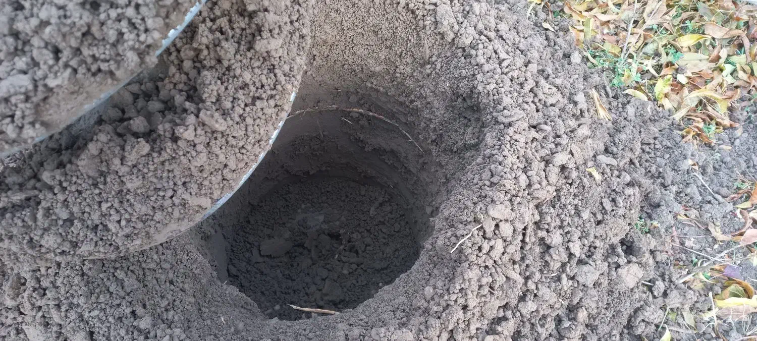 خدمات چاله کنی|خدمات باغبانی و درختکاری|نقده, |دیوار