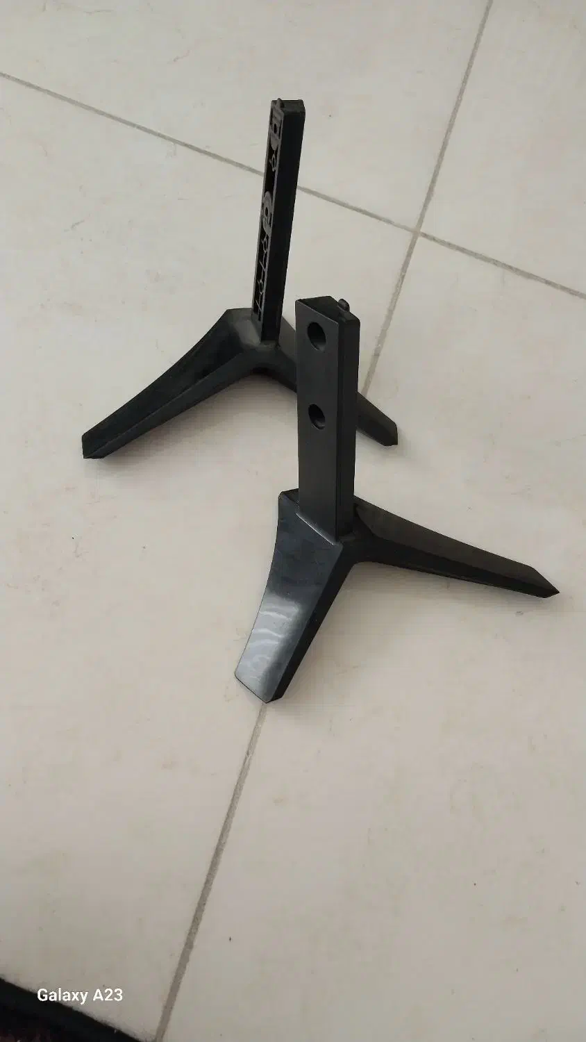 پایه تلوزیون ال جی ومحافظ صفحه تلوزیون ۴۳ اینج|تلویزیون و پروژکتور|سنندج, |دیوار