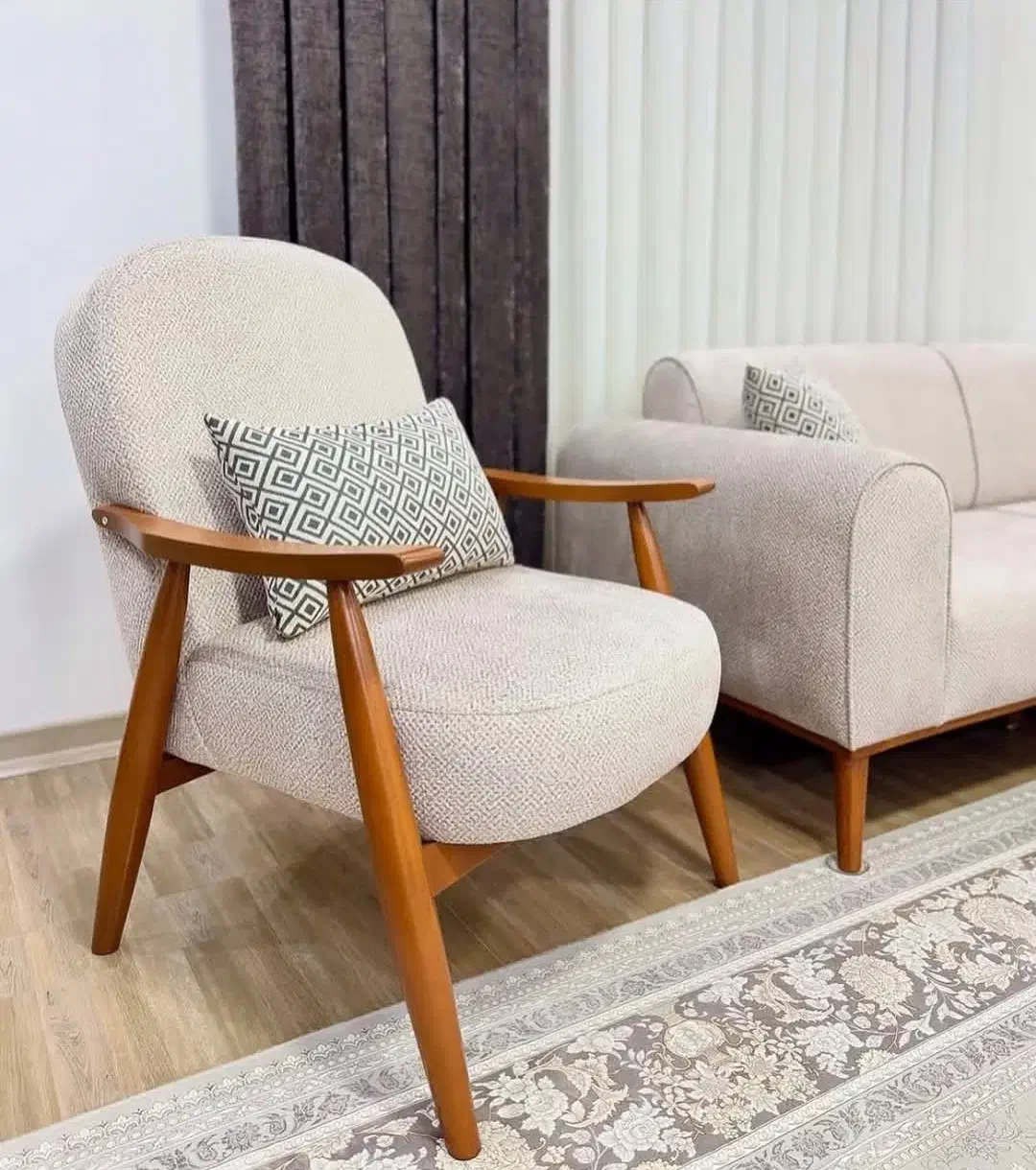 مبل راحتی مینیمال ۷نفره|مبلمان خانگی و میز عسلی|مشکیندشت, |دیوار