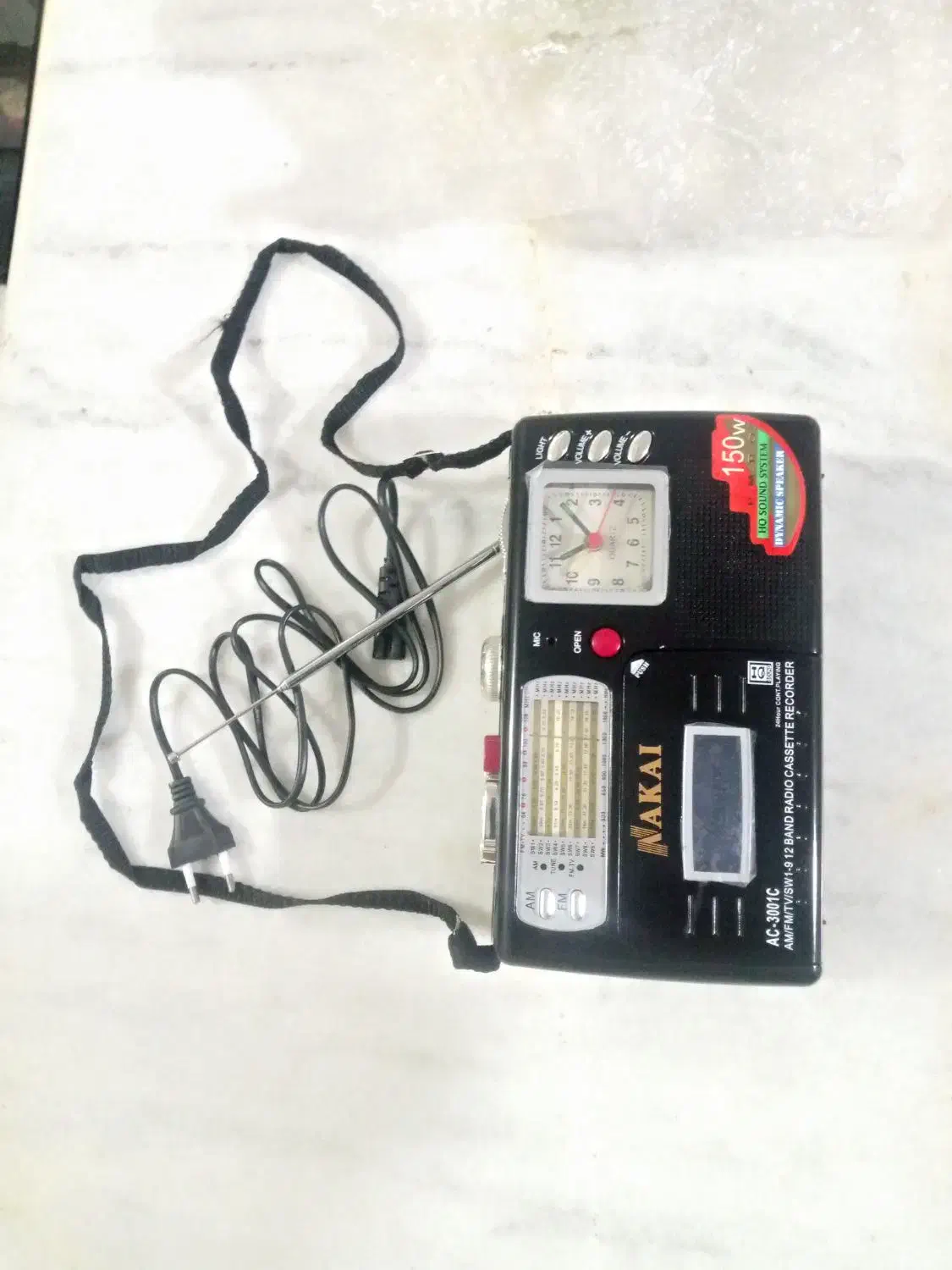 رادیو و کاست آکی|صوتی و تصویری|تایباد, |دیوار