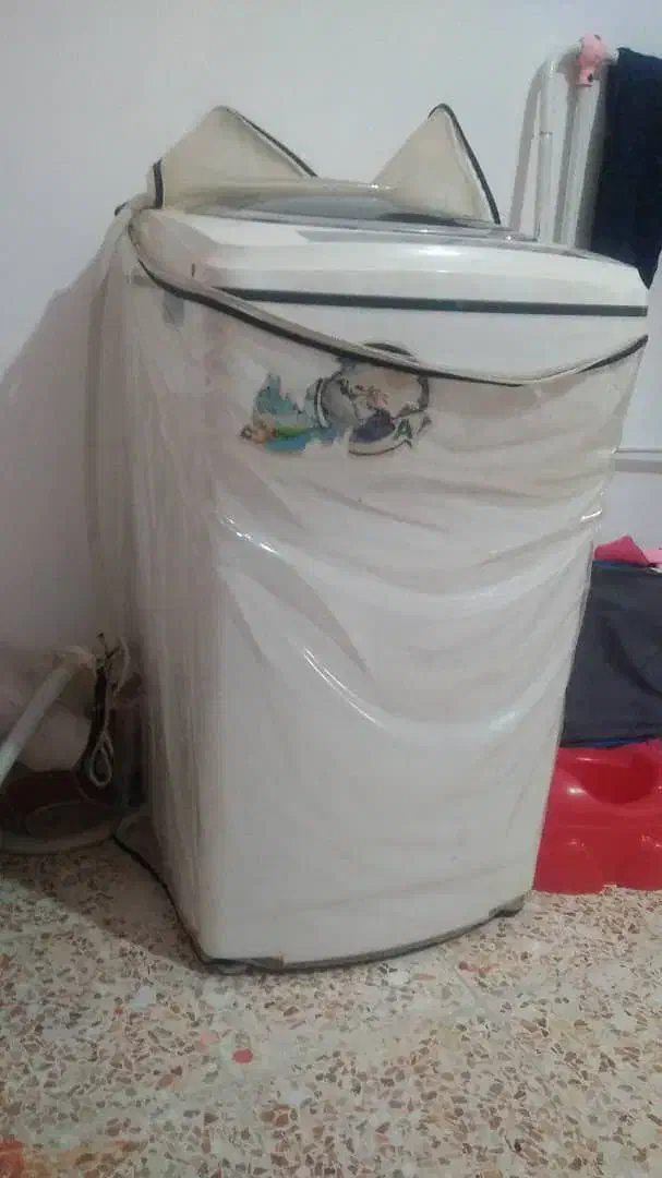 کهنه شور در حد نو قیمت ۵تا ۶ملیون|ماشین لباسشویی و خشک‌کن لباس|دره شهر, |دیوار