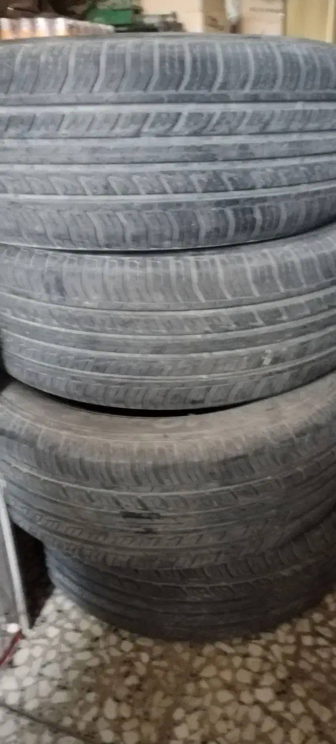 لاستیک 205|قطعات یدکی و لوازم جانبی|شاهین‌شهر, شهرک صنعتی|دیوار