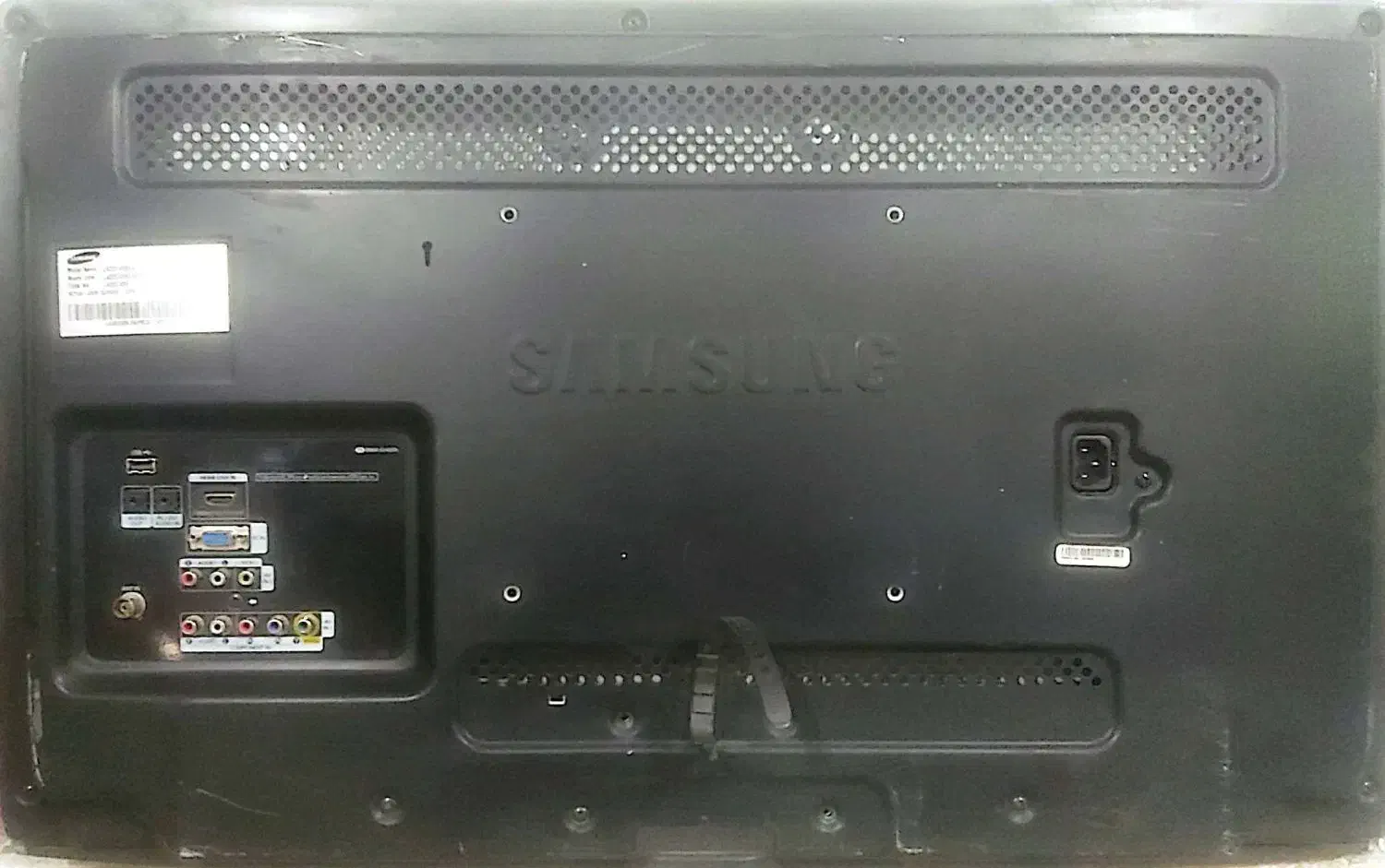 تلویزیون سامسونگ ۳۲اینچ|تلویزیون و پروژکتور|سنندج, |دیوار