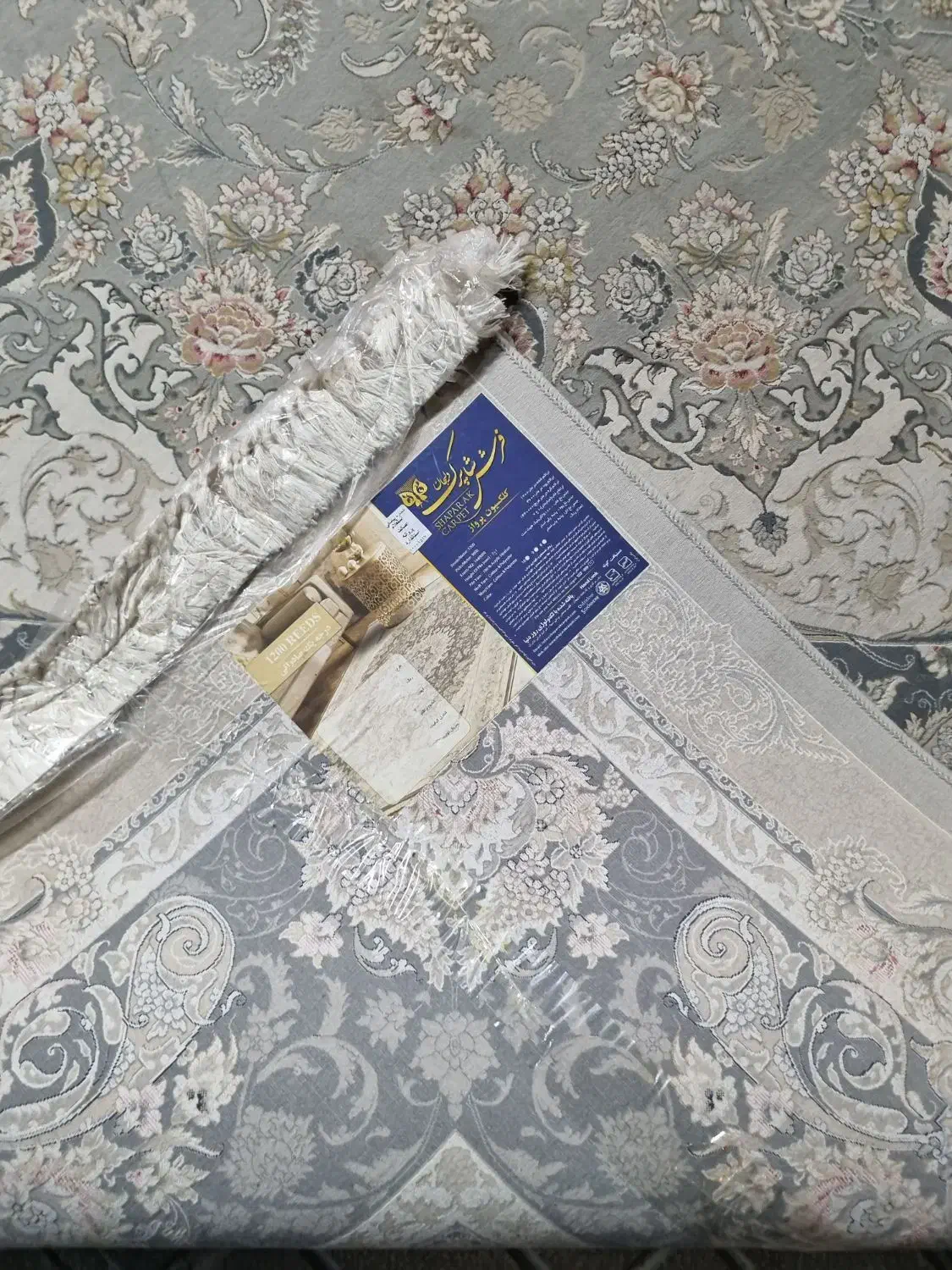 یک تخته ۱۲متری ویک تخته ۴متری ۱۲۰۰شانه|فرش|اصفهان, کوجان|دیوار