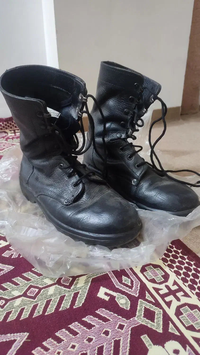 پوتین سربازی سایز ۴۳|کیف، کفش، کمربند|گنبد کاووس, |دیوار