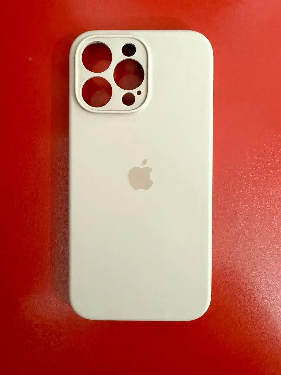 قاب سیلیکونی کرم کالباسی اصلی ، آیفون ۱۴ پرومکس|لوازم جانبی موبایل و تبلت|شهرضا, |دیوار