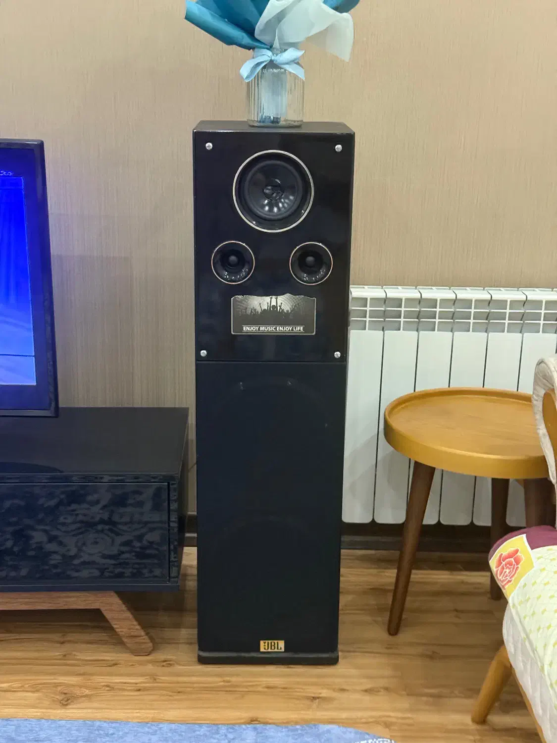 اسپیکر جی بی ال|سیستم صوتی خانگی|فریدون‌کنار, |دیوار