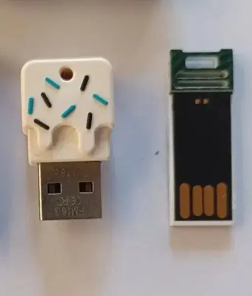 فلش ومموری|لوازم جانبی موبایل و تبلت|نیشابور, خط کاشمر|دیوار