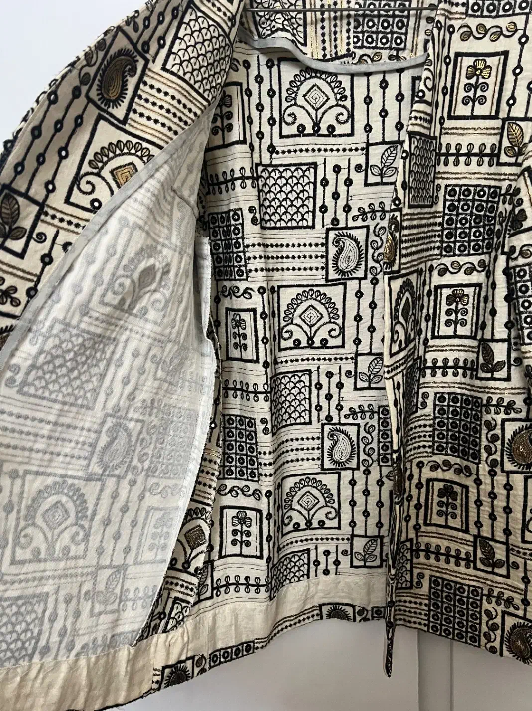 کت سوزندوزی کاملا سالم|لباس|مشهد, شهید آوینی|دیوار