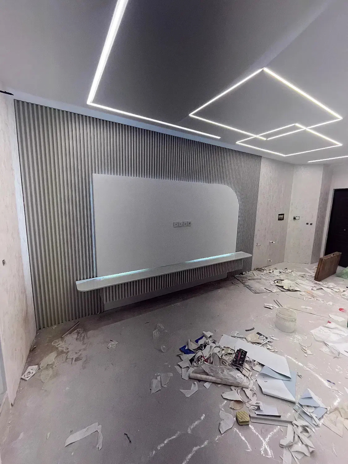 نصاب کاغذ دیواری کاغذدیواری نقاشی ساختمان|خدمات پیشه و مهارت|تهران, فلاح|دیوار