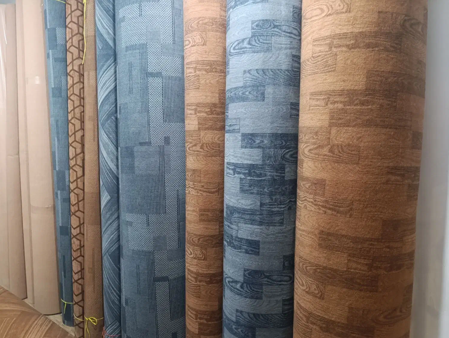 حراج موکت رنگارنگ فقط تا شب یلدا|موکت|شازند, |دیوار