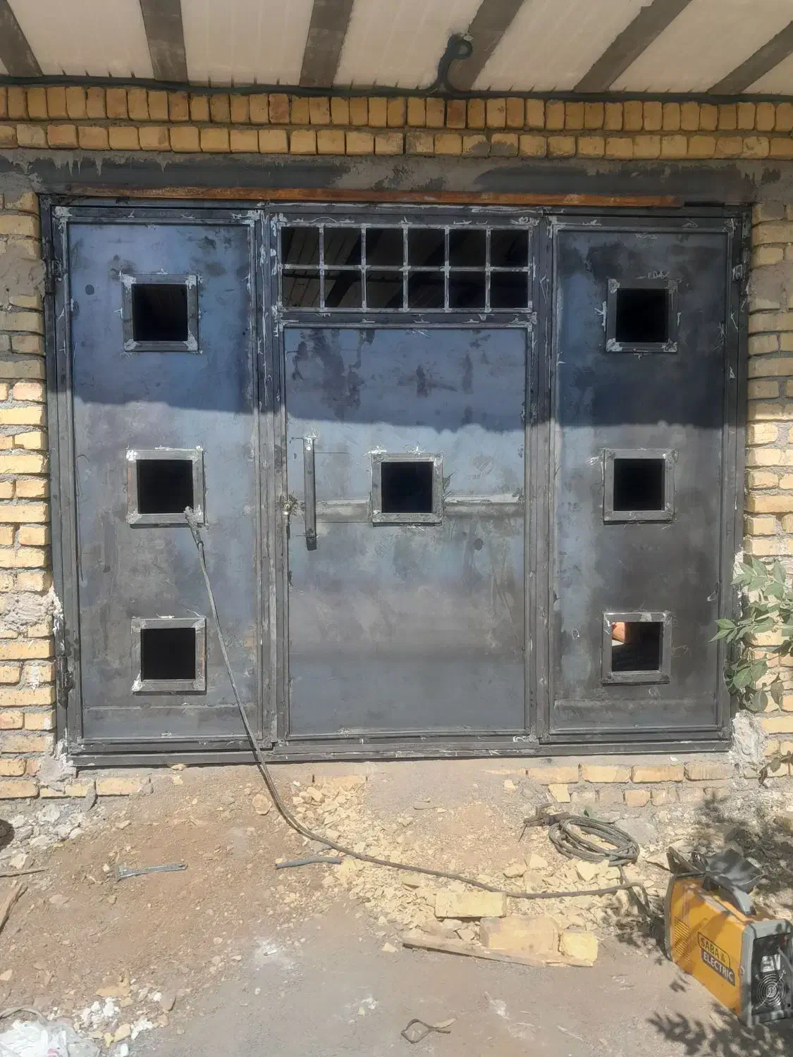 جوشکاری پذیرفته میشود|خدمات پیشه و مهارت|گلپایگان, |دیوار