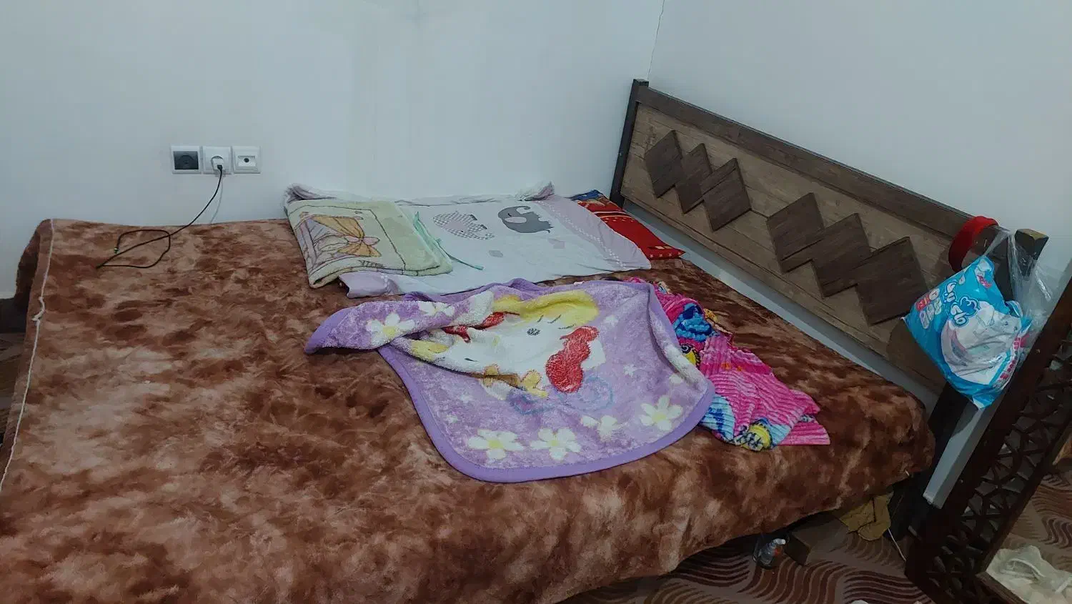 تخت دونفره فقط ۳ تومن|تخت و سرویس خواب|بوشهر, |دیوار