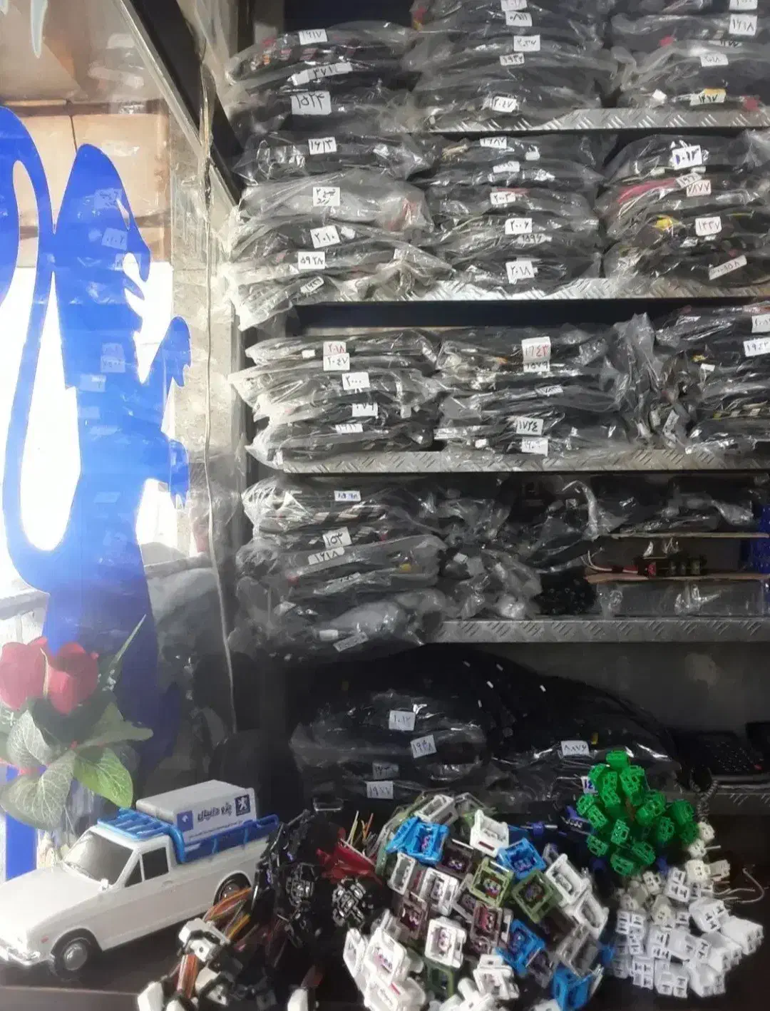 پخش سیمکشی و ایسیو خودرو های ساییپا و ایرانخودرو|قطعات یدکی و لوازم جانبی|ورامین, خیر آباد|دیوار