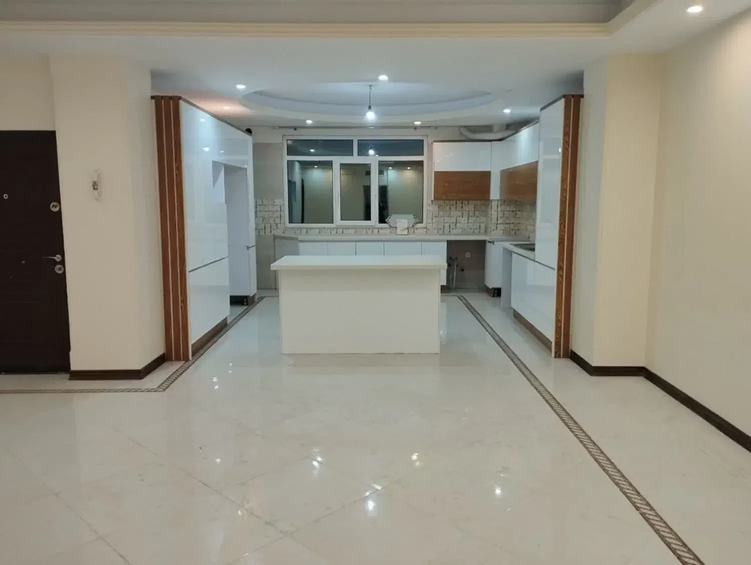 آپارتمان ۱۲۴ متری ایران زمین فاز یک|فروش آپارتمان|اسلام‌شهر, شهرک انبیا|دیوار