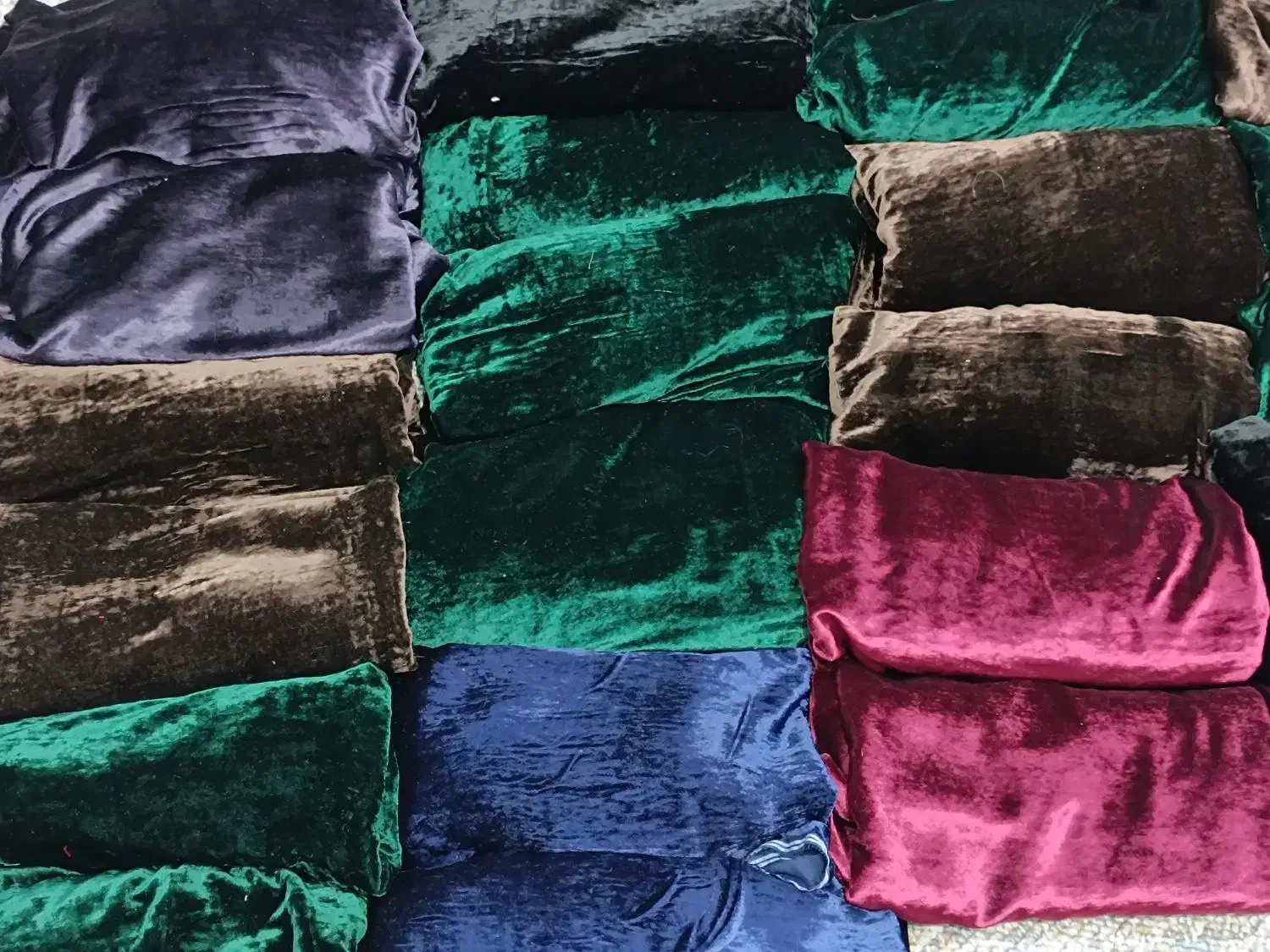 کواشسته اصل دومتر چارک در ۶ رنگ بهترین قیمت|لوازم خیاطی و بافتنی|مریوان, |دیوار