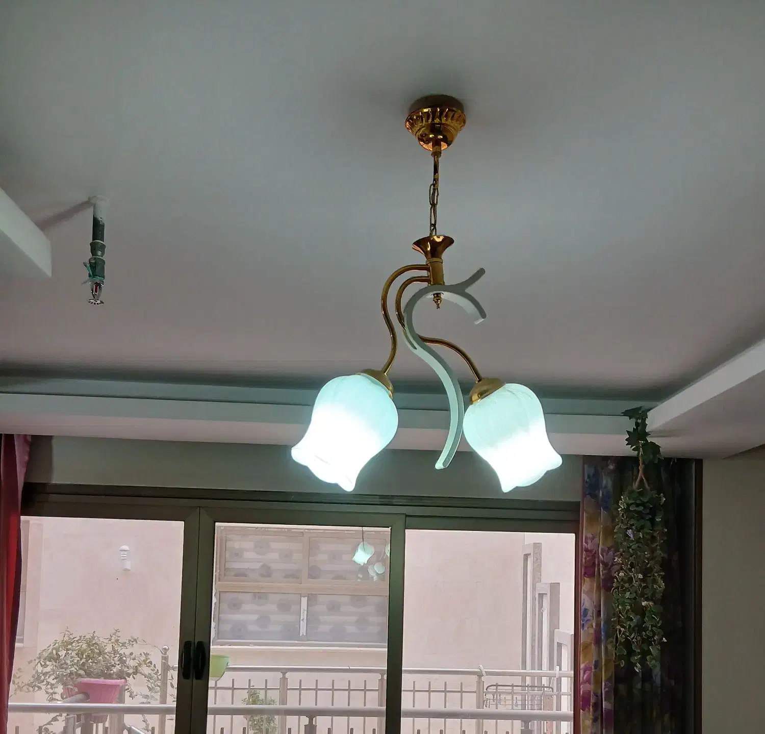 دو عدد لوستر سقفی|لوستر و چراغ آویز|شاهینشهر, مخابرات (شهید بهشتی)|دیوار