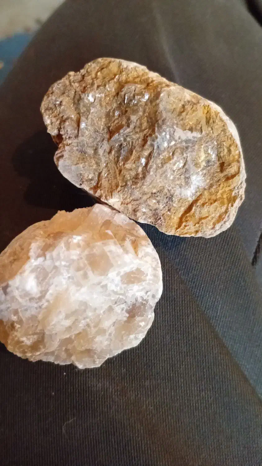 پنج عدد شهاب سنگ  یکیشون توش الماس داره|کلکسیون اشیاء عتیقه|نهاوند, |دیوار