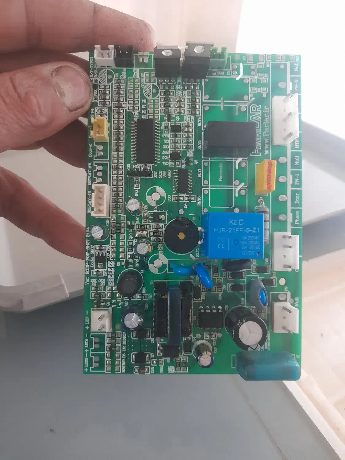 تعمیر لباسشویی اتوماتیک ودوقلو|خدمات پیشه و مهارت|بروجرد, |دیوار