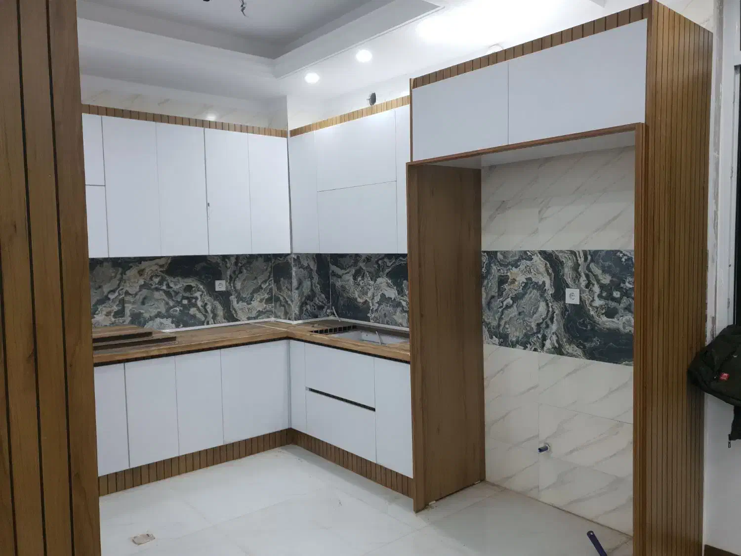 طراحی وساخت کابینت و کمود دیواری|خدمات پیشه و مهارت|پرند, فاز ۲|دیوار