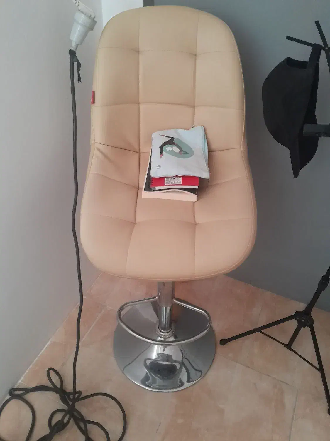 صندلی تک جک دار|صندلی و نیمکت|مهرگان, |دیوار