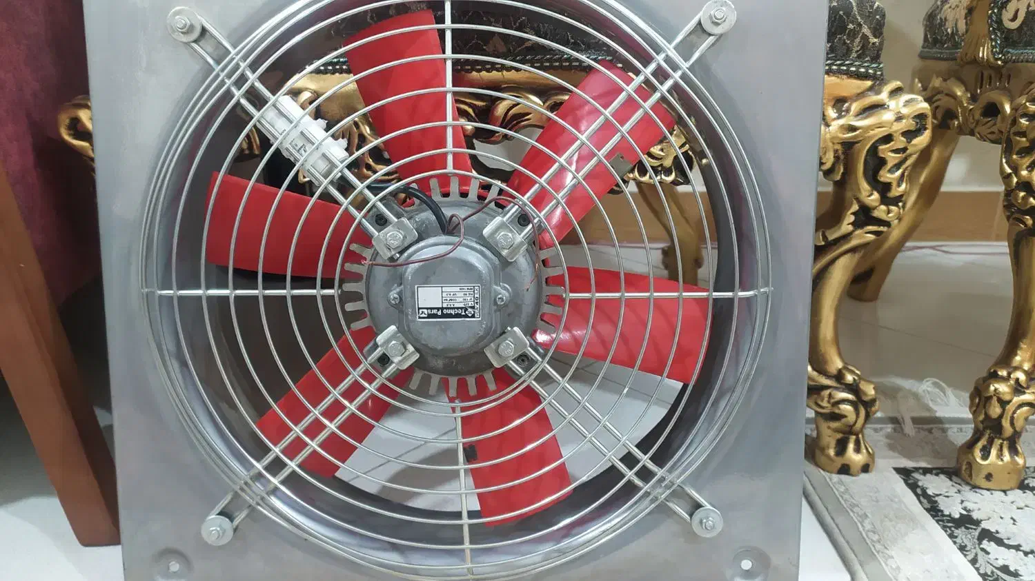 هواکش|پنکه و تصفیهکنندهٔ هوا|مشهد, مقدم|دیوار