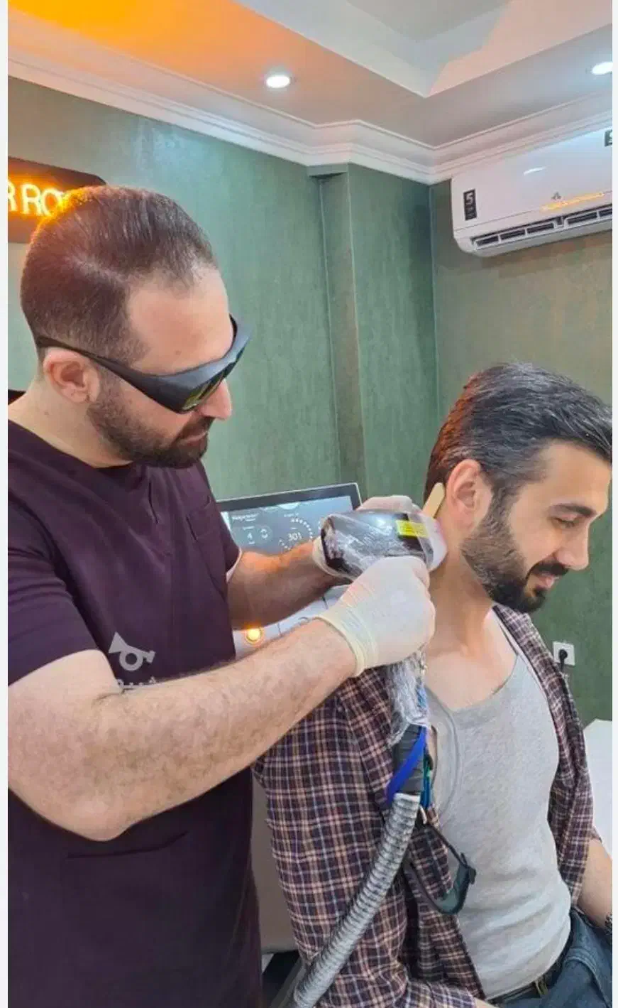 نیازمند اپراتور لیزر آقا|استخدام درمانی، زیبایی، بهداشتی|زاهدان, |دیوار