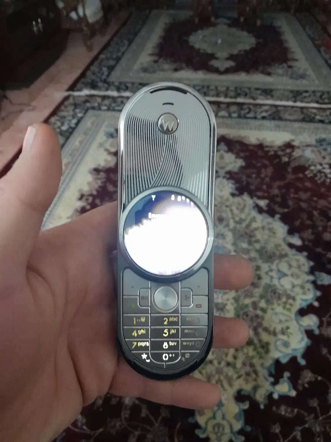 دو عدد گوشی لامبورگینی و موتورولا ائورا|موبایل|شیراز, سینما سعدی|دیوار