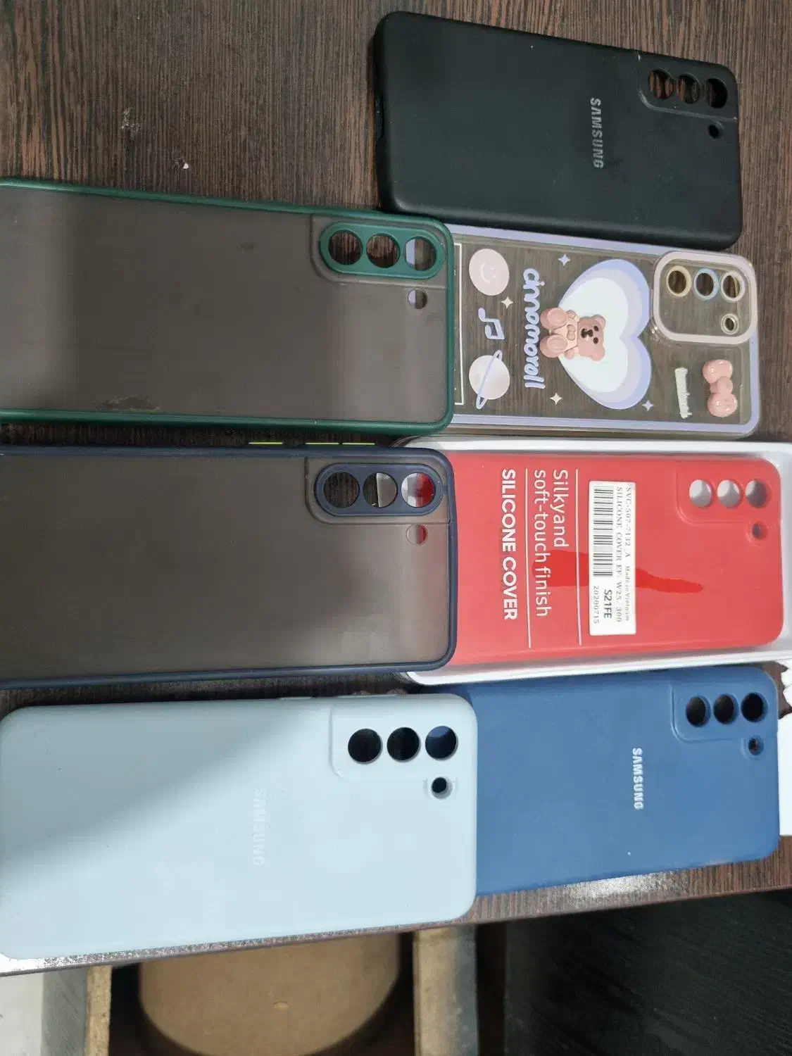 گوشی ساده نوکیا و گارد اس ۲۱ نو|موبایل|اصفهان, شهرک کوثر|دیوار