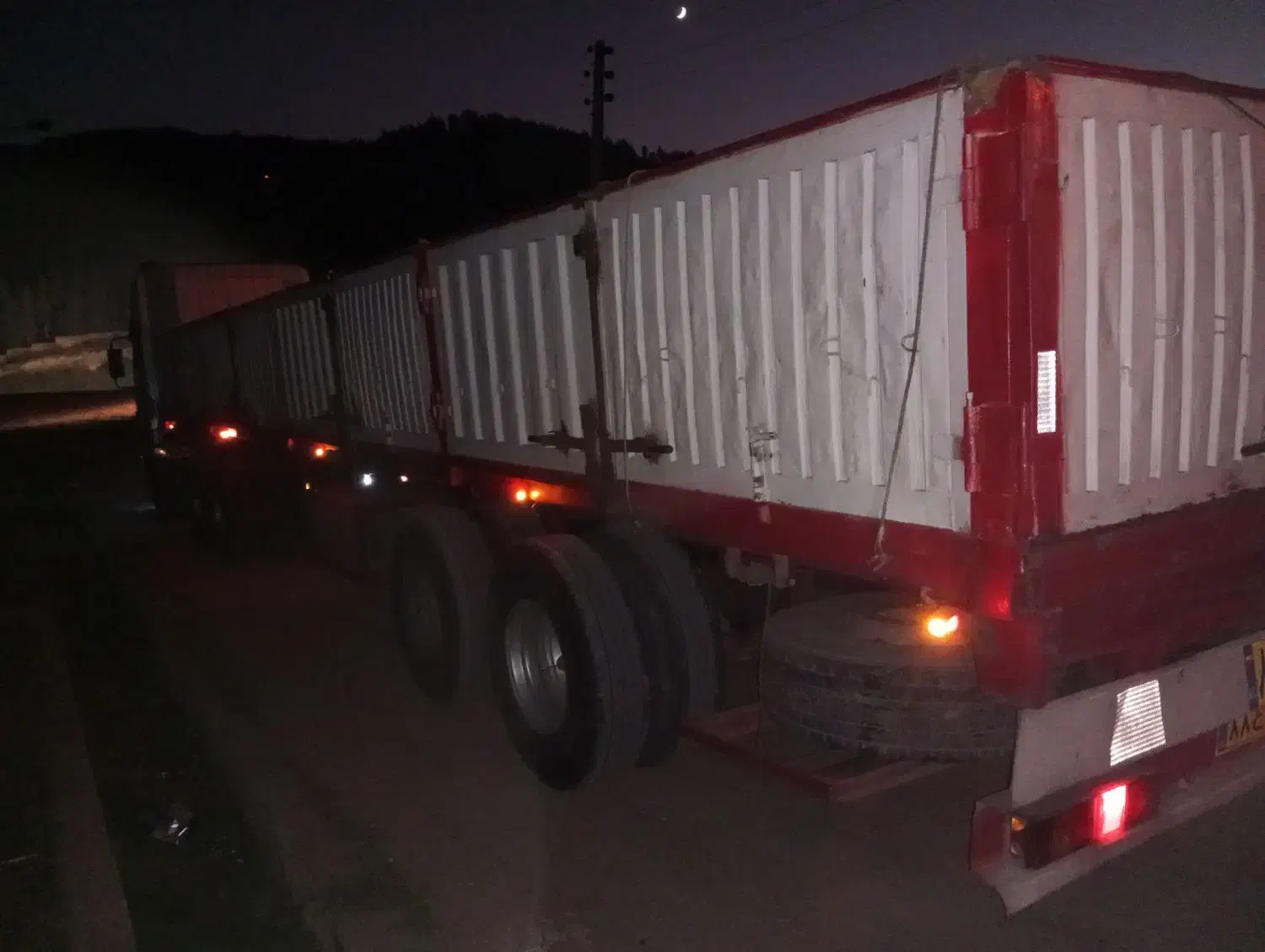 تریلی لبه دار دو محور بالنی|خودرو سنگین|علی‌آباد کتول, |دیوار