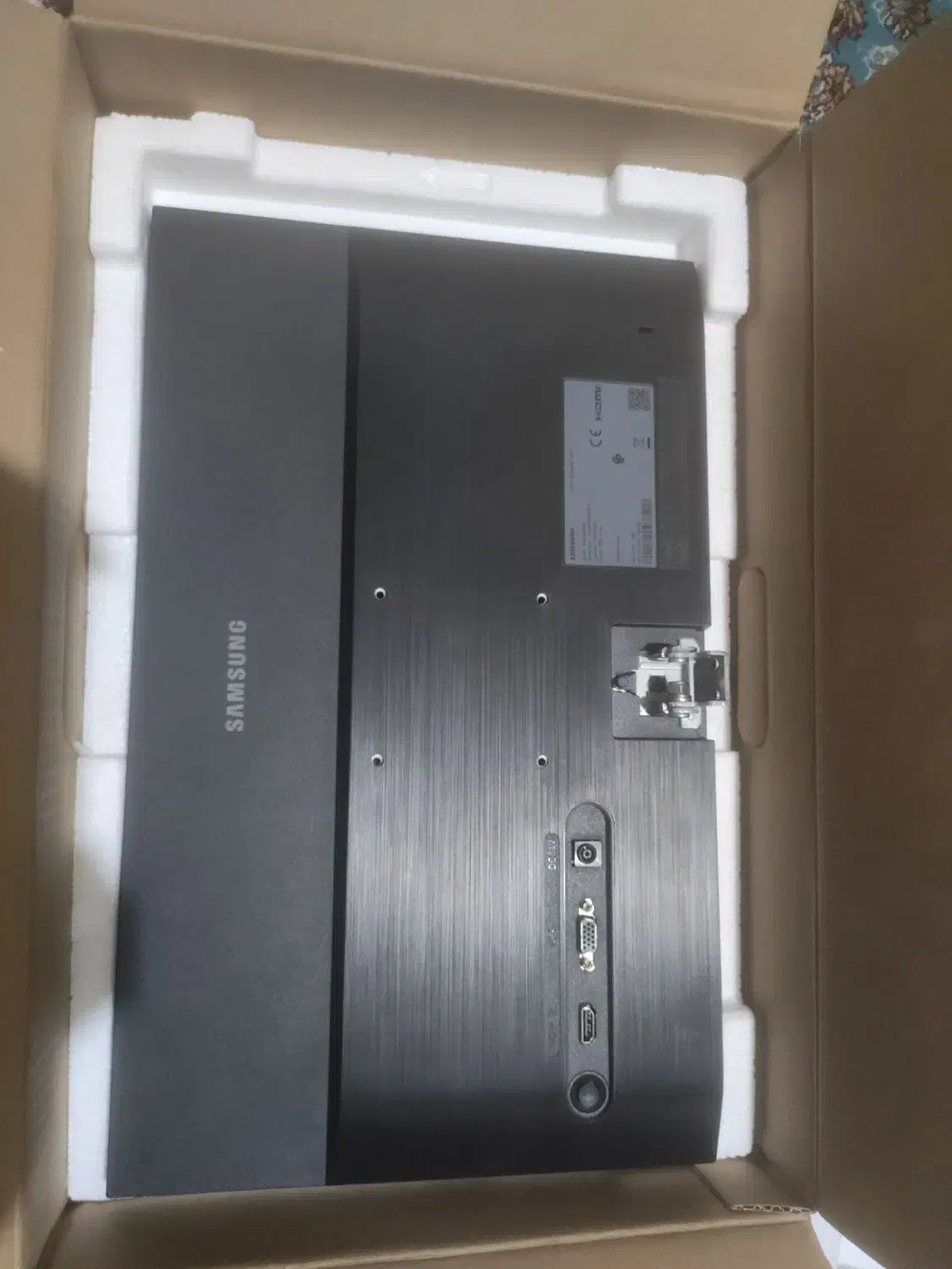 مانیتور سامسونگ مدل Samsung LS19A330|قطعات و لوازم جانبی رایانه|تهران, اتابک|دیوار