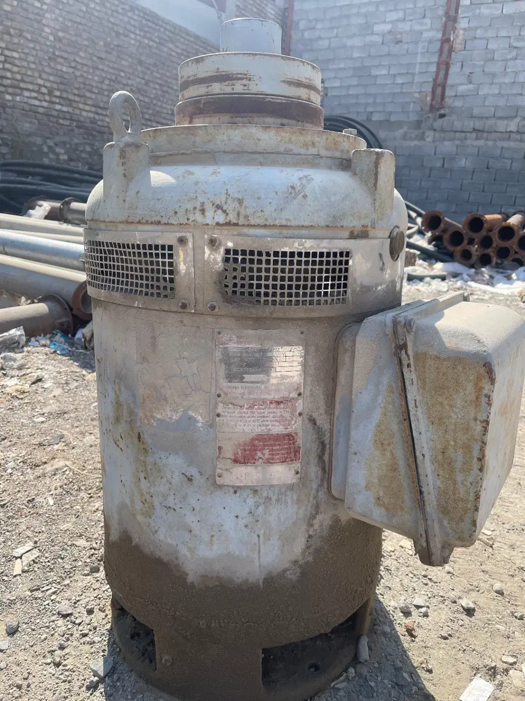 دینام عمودی hp60 درحد نو|ماشینآلات صنعتی|کهنوج, |دیوار