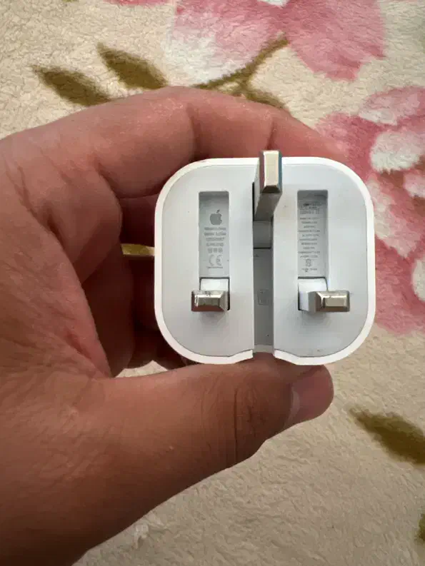 کلگی شارژر ایفون معمولی و کابل اورجینال ایفون|لوازم جانبی موبایل و تبلت|بندرعباس, |دیوار