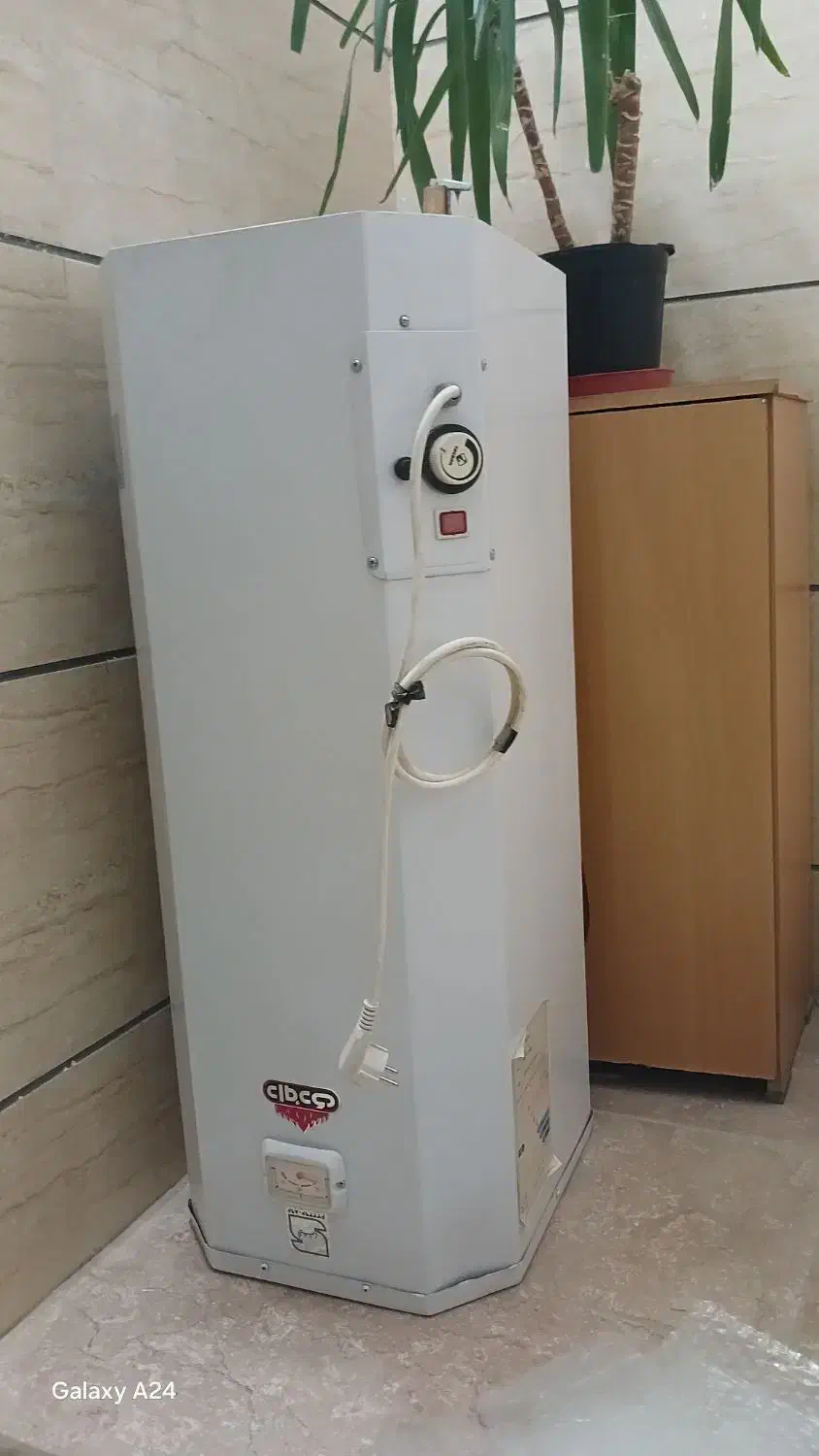 ابگرمکن برقی|آبگرمکن، پکیج، شوفاژ|خمینی‌شهر, |دیوار