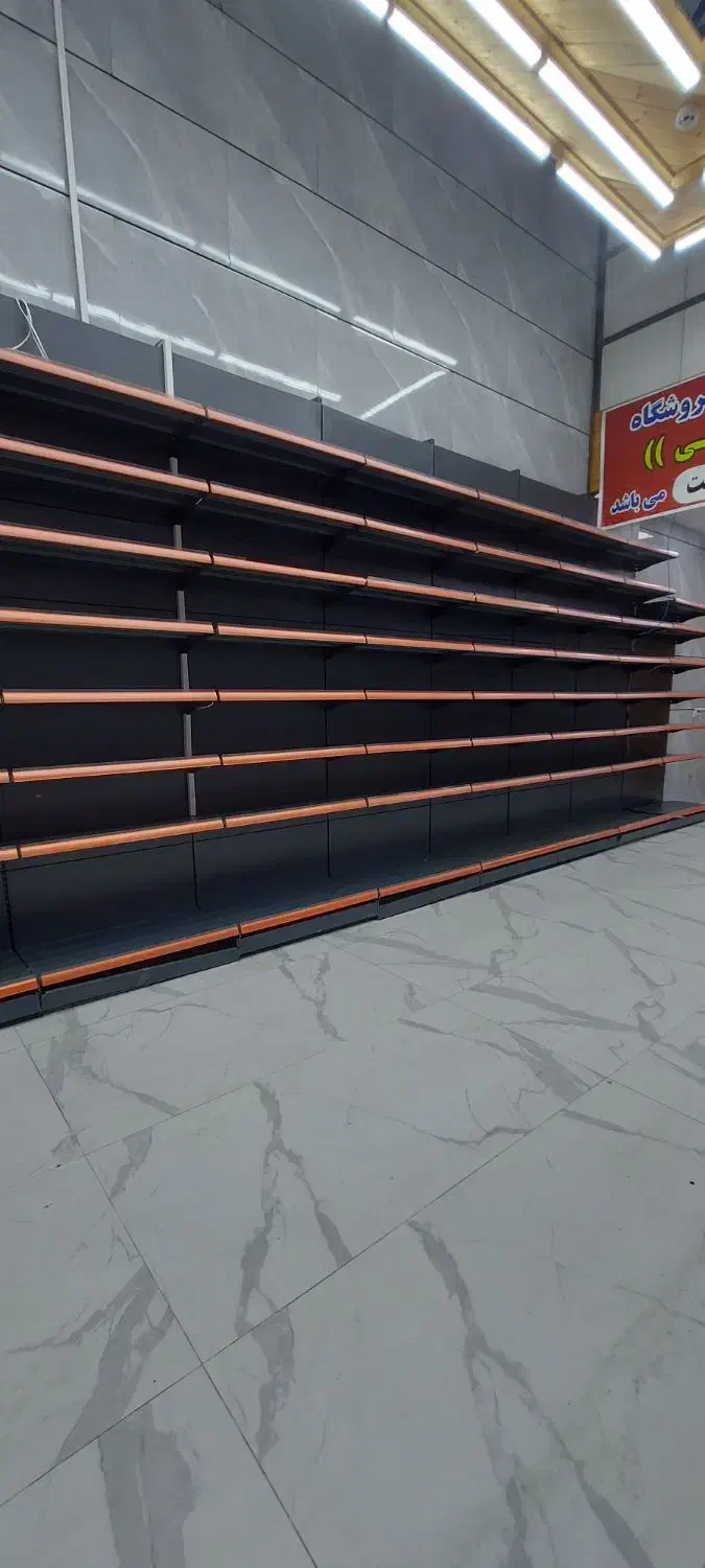 نیازبه چندکارگرساده آقابرای کاردرفروشگاه موادغذایی|استخدام خدمات فروشگاه و رستوران|پرند, فاز ۴|دیوار