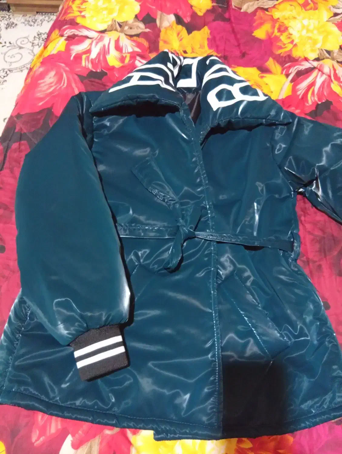 کاپشن|لباس|مرودشت, ابوذر شمالی|دیوار