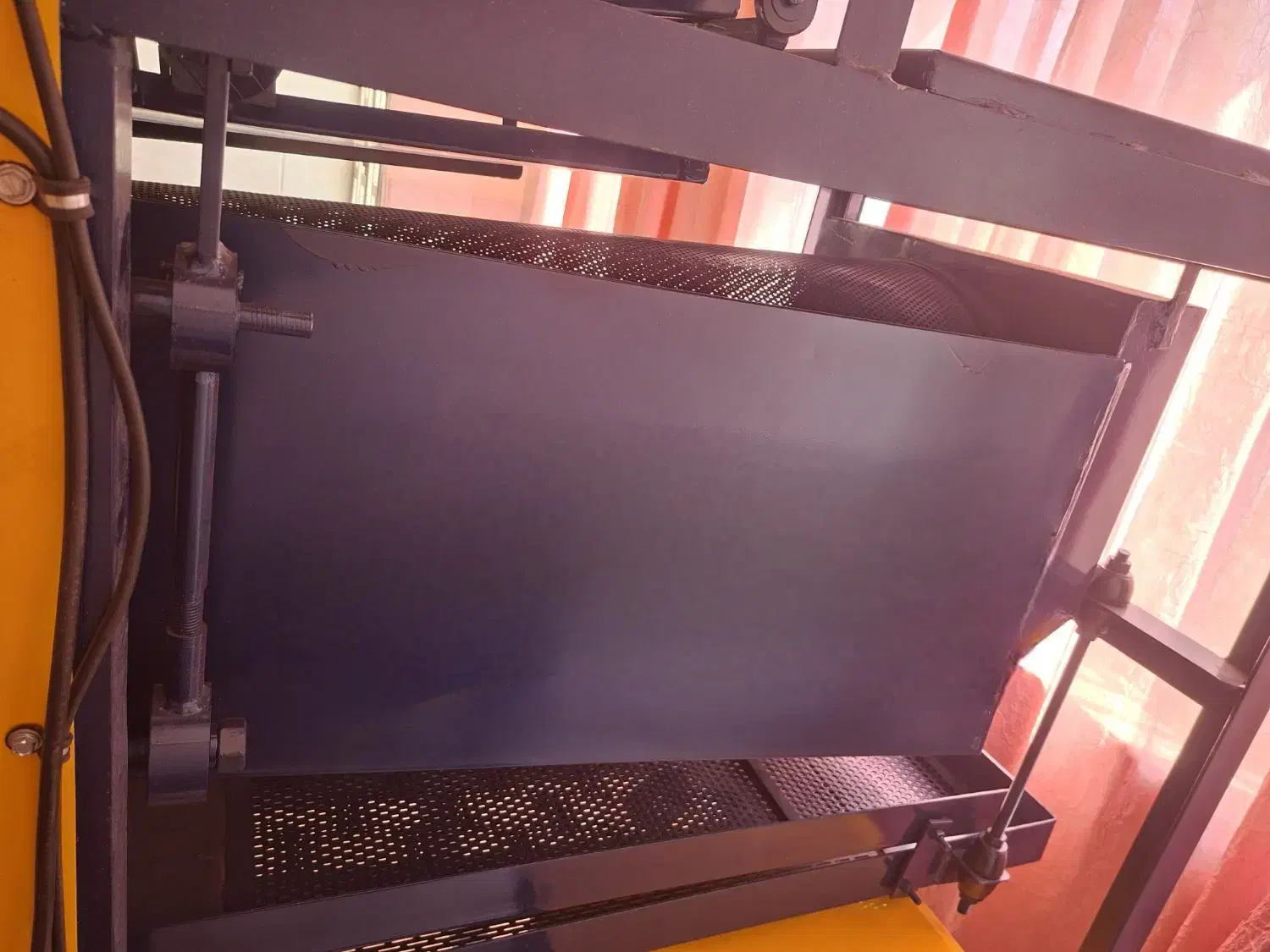 دستگاه دم‌ گیری کشمش به همراه طبق شستشو|ماشین‌آلات صنعتی|قوچان, |دیوار