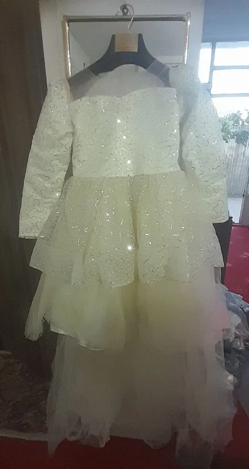 حراج   لباس عروس  بچه کانه|کفش و لباس بچه|کنگاور, |دیوار