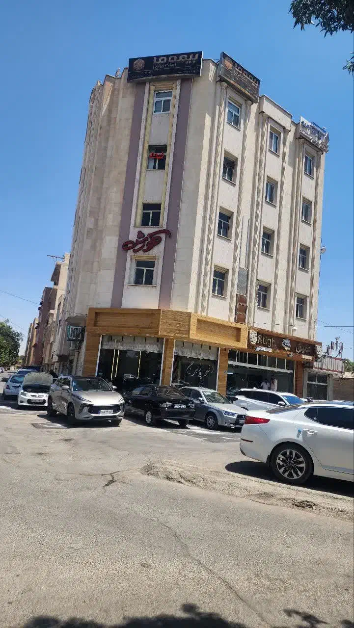 فروش واحد تجاری اداری امکان معاوضه فقط با خودرو|فروش دفتر کار، اتاق اداری، مطب|اصفهان, خانه اصفهان|دیوار
