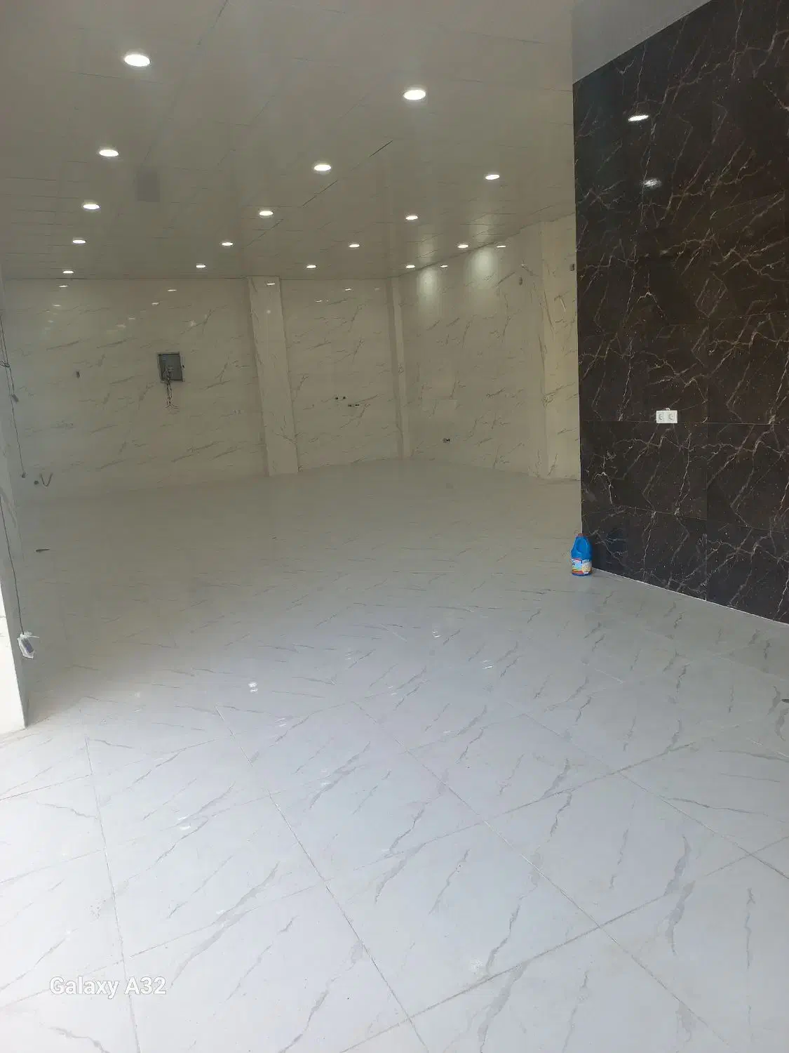 اجاره مغازه|اجارهٔ مغازه و غرفه|دوگنبدان, |دیوار