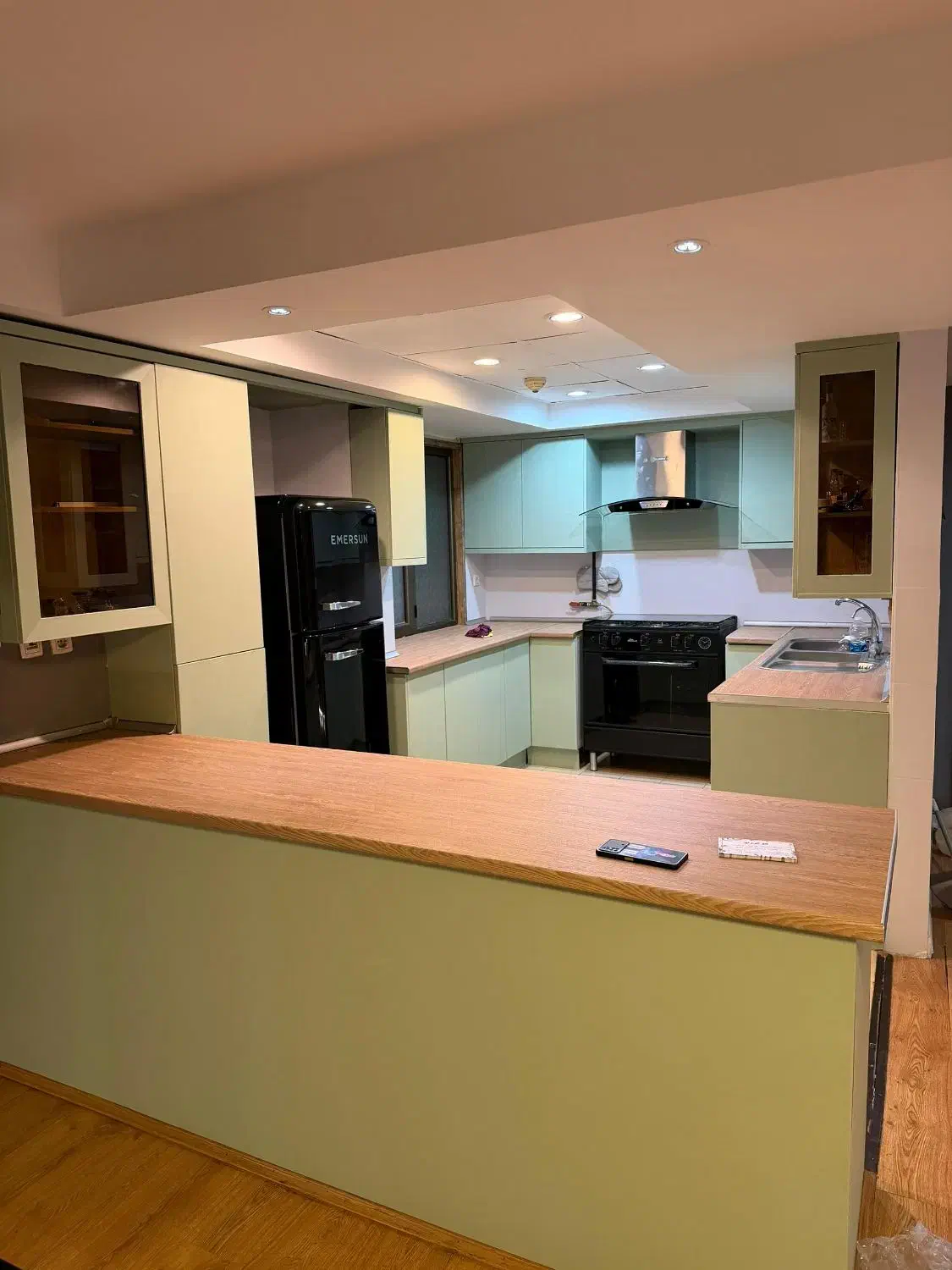 نصب تخصصی برچسب کابینت|خدمات پیشه و مهارت|اسلامشهر, شهرک قائمیه|دیوار