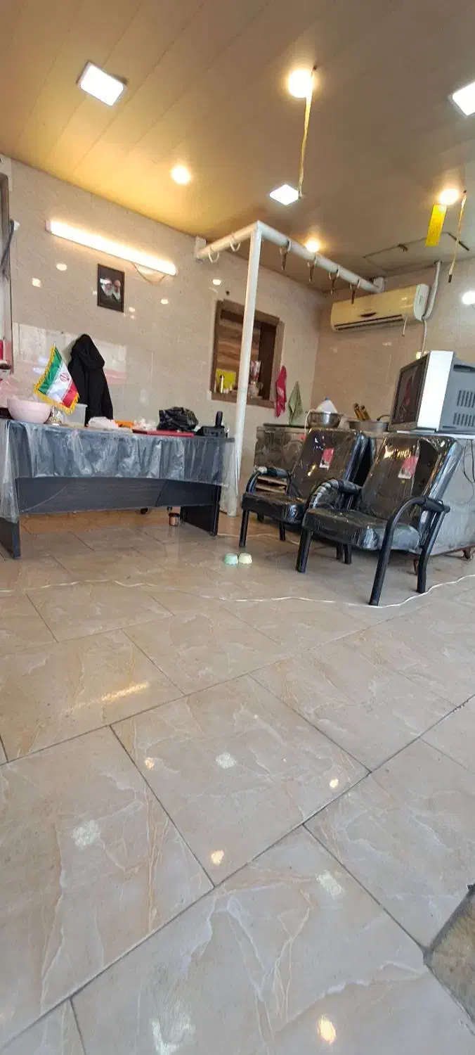 اجاره مغازه ۲۵متری،در رسالت اول خیابان رودبارتان|اجارهٔ مغازه و غرفه|رشت, رودبارتان|دیوار