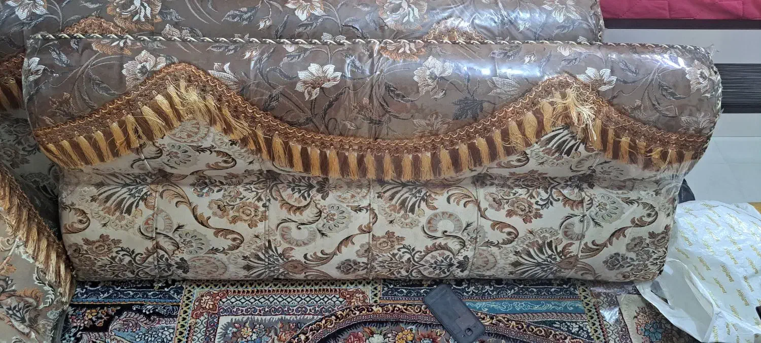 سه عدد پشتی نونو|پشتی|شیراز, بهارستان|دیوار