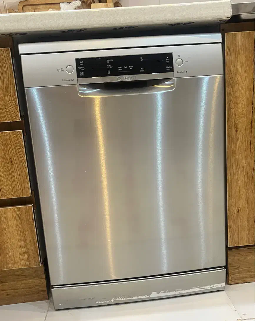 ماشین ظرفشویی بوش سری ۴|ماشین ظرفشویی|کاشان, زیارتی|دیوار