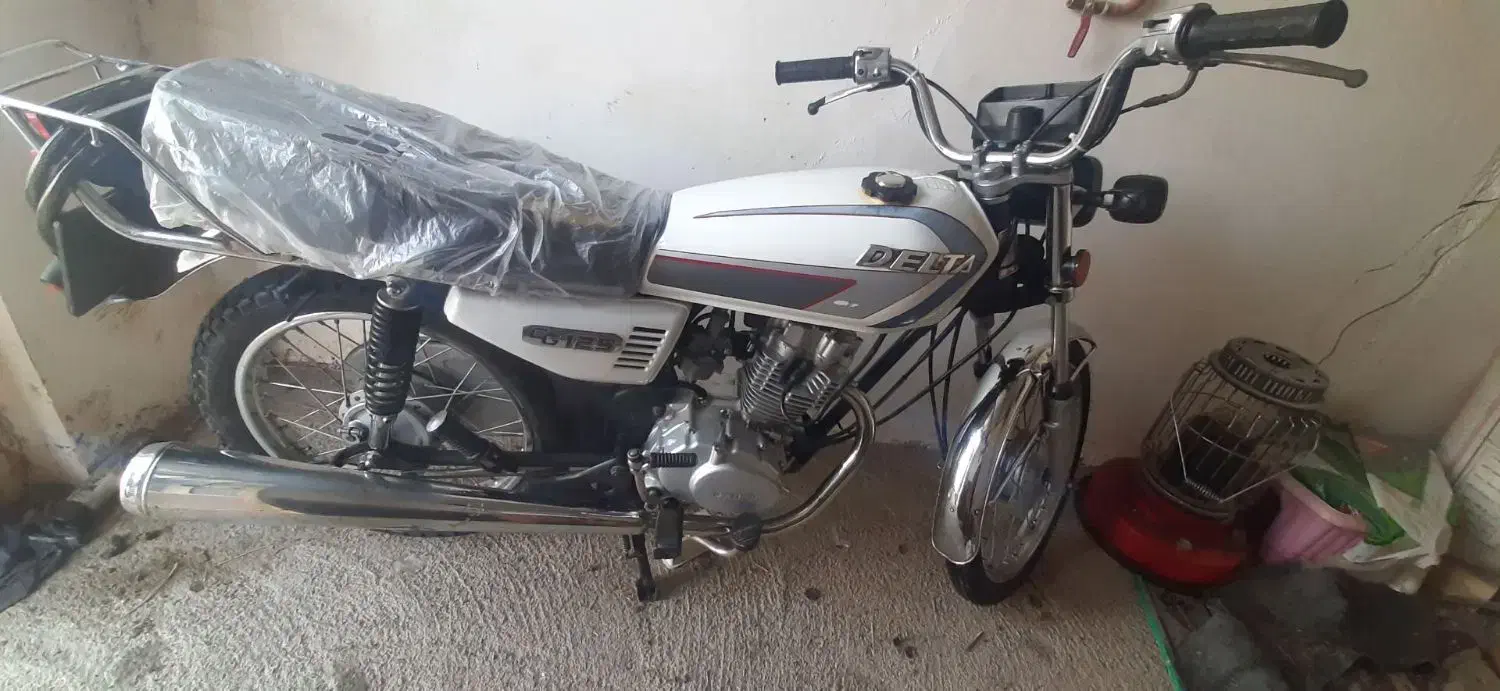 هندا بهپر و دلتا|موتورسیکلت|مشهد, خواجه ربیع|دیوار