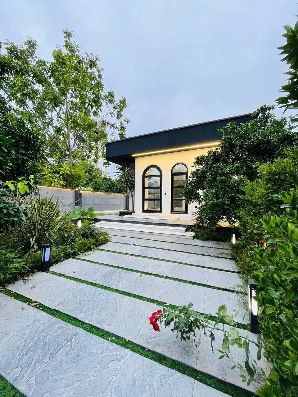 فلت مینیمال اروپایی/بابودجه محدودتخفن ترینشو بخر|فروش خانه و ویلا|آمل, |دیوار