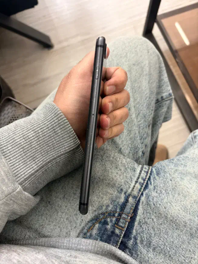 ایفون ۸ پلاس|موبایل|اصفهان, بهارستان|دیوار