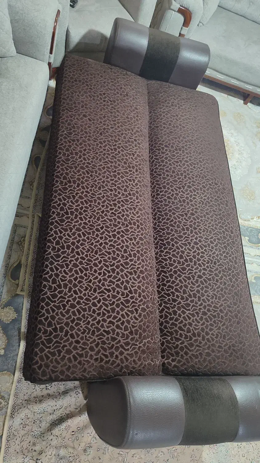 مبل 4نفره تخت شو|مبلمان خانگی و میز عسلی|ارومیه, |دیوار