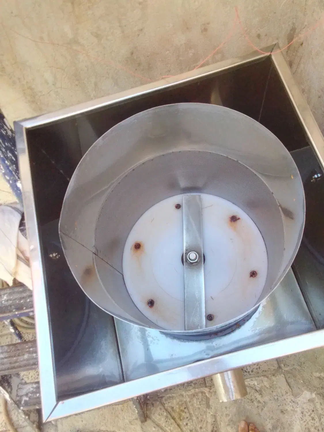 دستگاه اب گوجه گیری خانگی|آبمیوه‌گیر و آب‌مرکبات‌گیر|محمدشهر, محمدشهر|دیوار